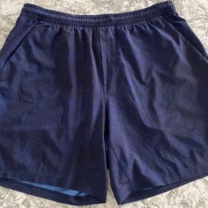 Lululemon Athletica Men’s Shorts Size Large